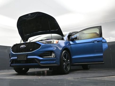 Used 2019 Ford Edge ST w/ Convenience Package image 45