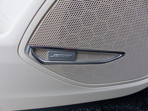 Used 2022 Buick Envision Essence w/ Technology Package I image 21