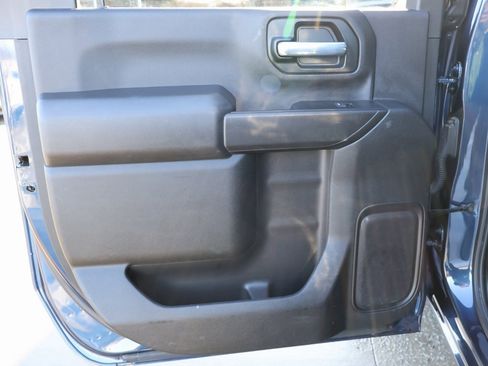 Used 2021 Chevrolet Silverado 2500 Custom w/ Custom Value Package image 21