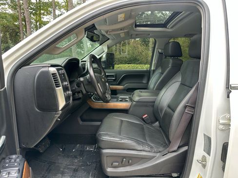 Used 2016 Chevrolet Silverado 3500 LTZ w/ Duramax Plus Package image 13