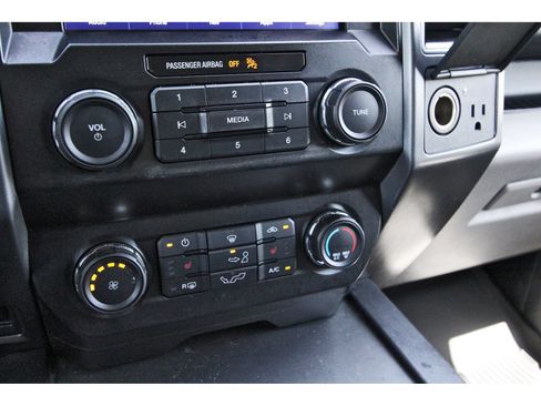 Used 2020 Ford F150 XLT w/ Equipment Group 302A Luxury RWD image 26