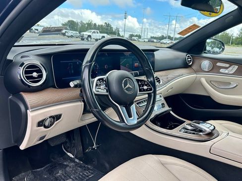 Used 2019 Mercedes-Benz E 300 image 12