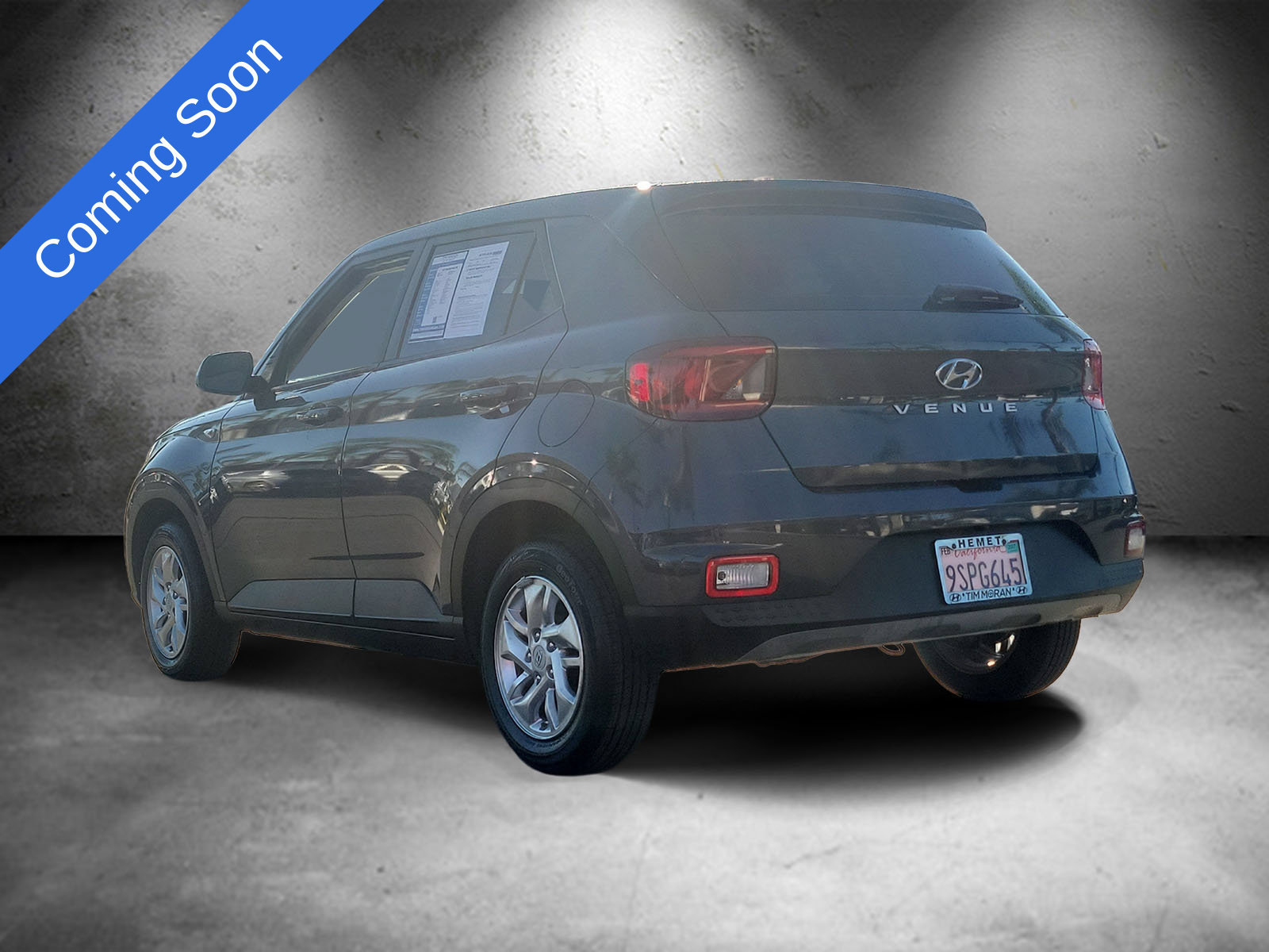 Certified 2025 Hyundai Venue SE FWD image 4