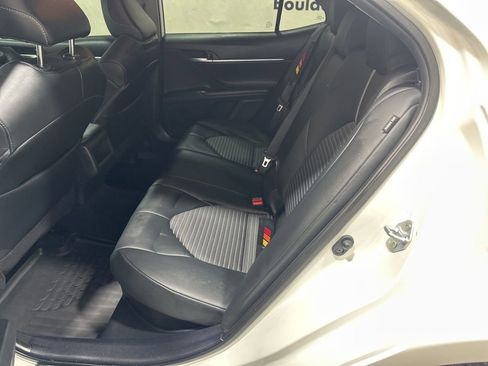 Used 2024 Toyota Camry SE image 18