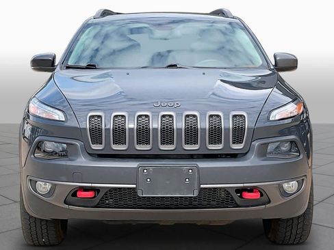 Used 2017 Jeep Cherokee Trailhawk w/ Cold Weather Group AWD/4WD image 5