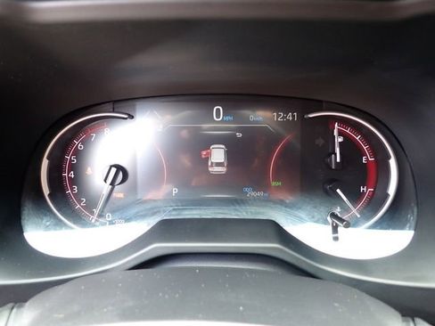 Certified 2025 Toyota RAV4 XLE AWD/4WD image 29