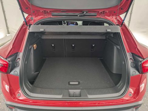 New 2026 Chevrolet Trax RS w/ Driver Confidence Package FWD image 33
