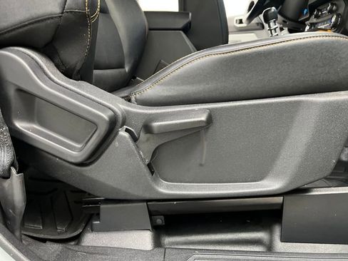 Used 2024 Ford Bronco Badlands AWD/4WD image 18