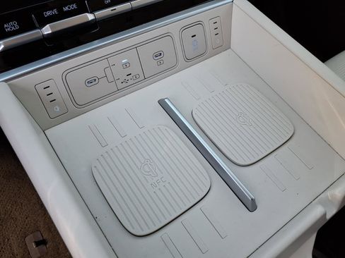 Certified 2025 Hyundai Santa Fe Calligraphy FWD image 25
