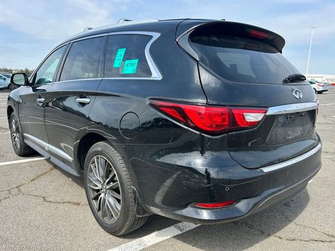 Used 2017 INFINITI QX60 Luxe w/ Deluxe Technology Package image 2