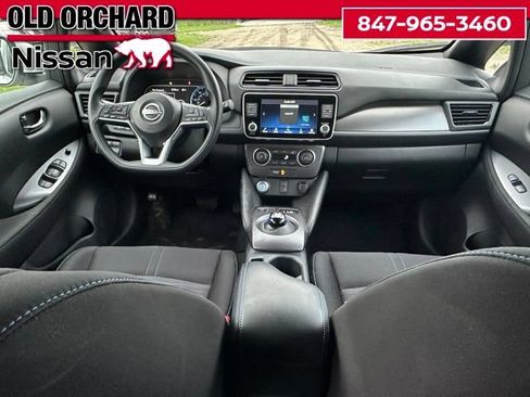 Used 2025 Nissan Leaf S FWD image 14