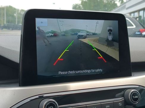 Used 2022 Ford Escape SEL w/ Technology Package image 21