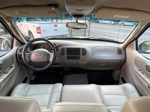 Used 2003 Ford F150 Lariat RWD image 21