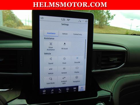 Used 2023 Ford Explorer Platinum w/ Technology Package image 29