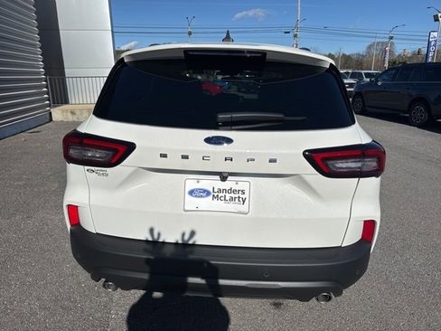 New 2025 Ford Escape ST-Line w/ Tech Pack #1 image 4