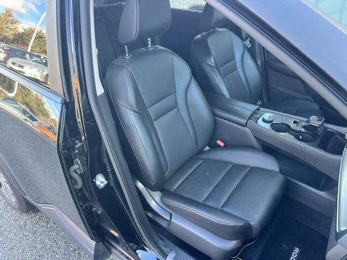 Certified 2023 Nissan Rogue SV w/ SV Premium Package image 15