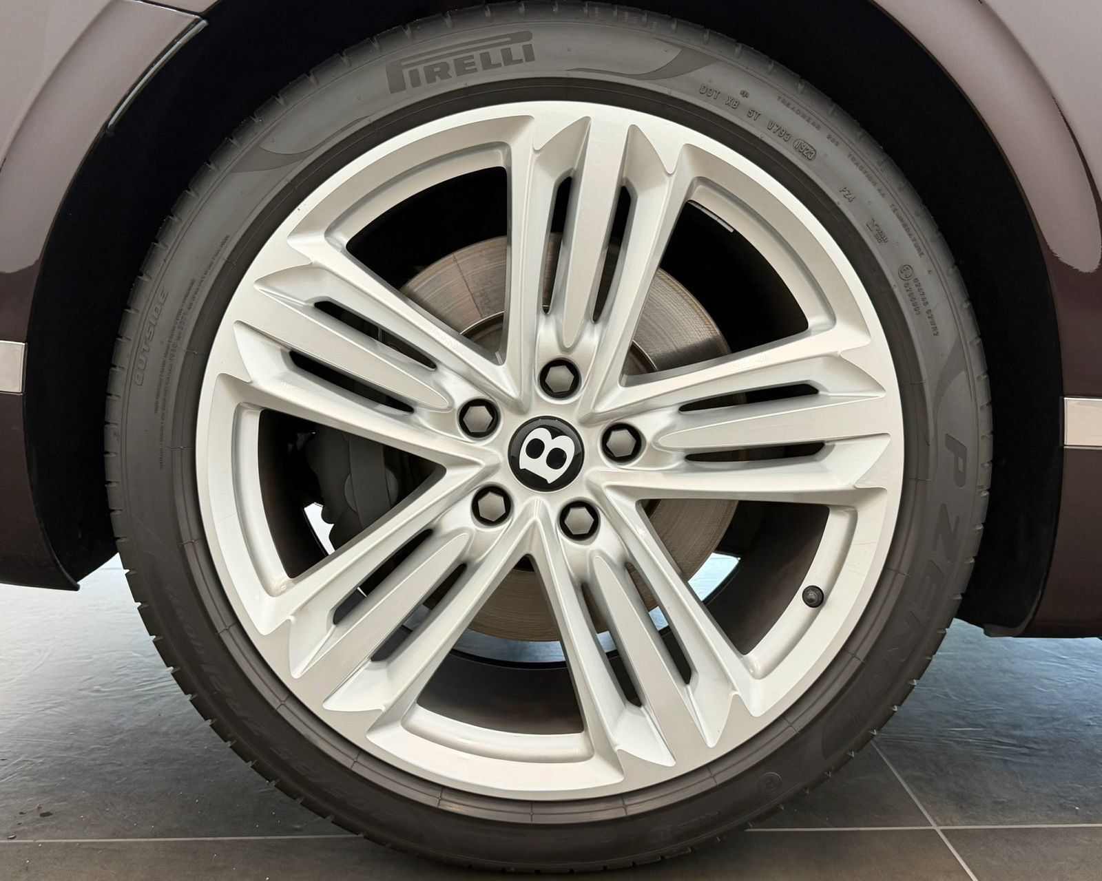 Used 2023 Bentley Continental GT V8 AWD/4WD image 6