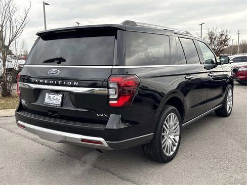 Used 2024 Ford Expedition Max Limited image 9