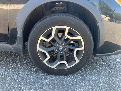 Used 2017 Subaru Crosstrek 2.0i Premium image 25