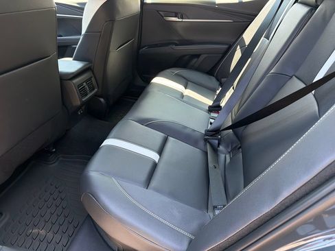 New 2026 Toyota Camry Hybrid FWD image 18