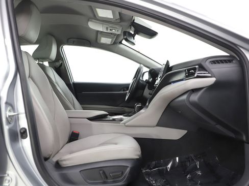 Used 2023 Toyota Camry XLE w/ Protection Package (Q2) (TMS) image 11