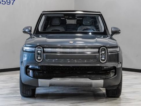 Used 2025 Rivian R1S Adventure AWD/4WD image 8
