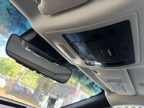 Used 2023 Lexus ES 350 w/ Premium Package FWD image 27