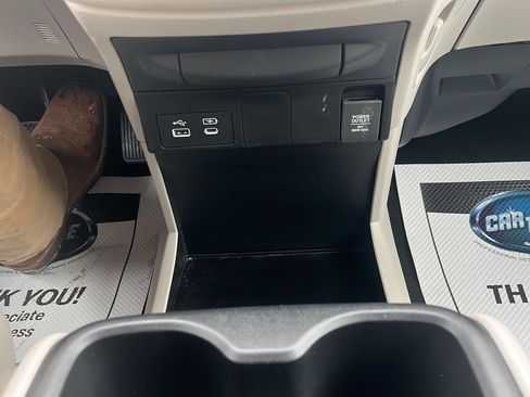 Used 2025 Honda Odyssey EX-L image 24