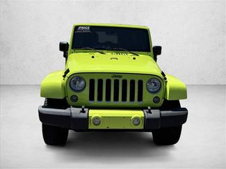 Used 2017 Jeep Wrangler Unlimited Sahara w/ Dual Top Group AWD/4WD video 2
