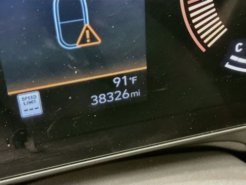 Used 2025 Hyundai Kona SEL AWD/4WD image 19