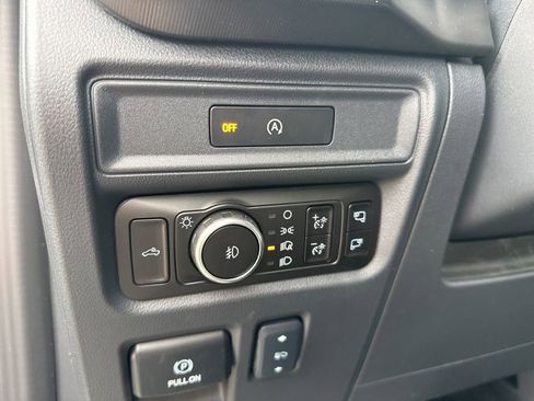 New 2025 Ford F150 Platinum w/ Equipment Group 702A High image 17