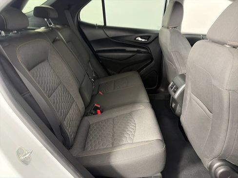 Used 2020 Chevrolet Equinox LT FWD image 29