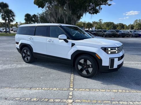 New 2026 Hyundai Santa Fe SE image 2