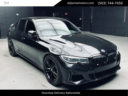 Used 2020 BMW M340i RWD image 9
