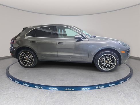 Used 2015 Porsche Macan S image 5
