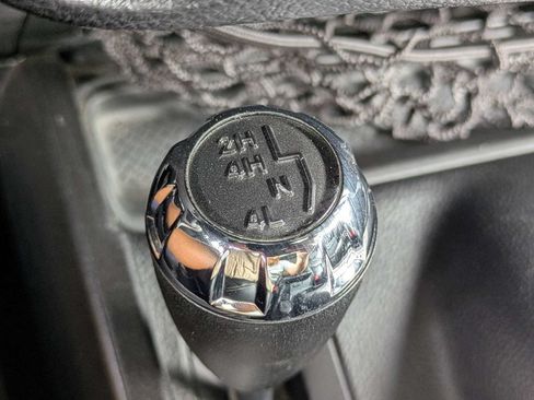 Used 2014 Jeep Wrangler Unlimited Sahara AWD/4WD image 23