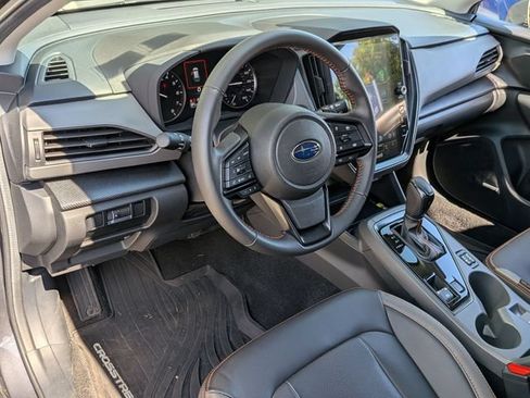 Used 2025 Subaru Crosstrek 2.5i Limited AWD/4WD image 16