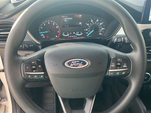 Used 2022 Ford Escape SE FWD image 19