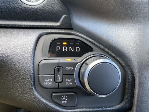 New 2026 RAM 1500 Express AWD/4WD image 12
