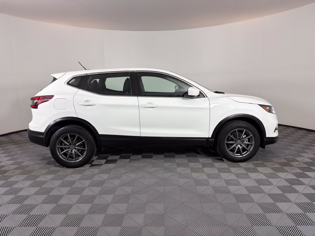 Used 2021 Nissan Rogue Sport S AWD/4WD image 2