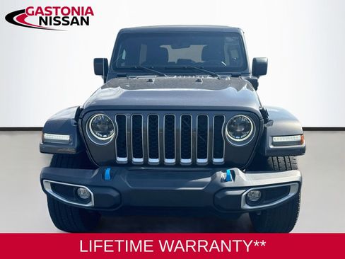 Used 2023 Jeep Wrangler Unlimited Sahara AWD/4WD image 2