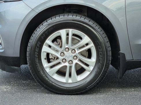 Used 2020 Buick Enclave Essence w/ LPO, Floor Liner Package FWD image 9