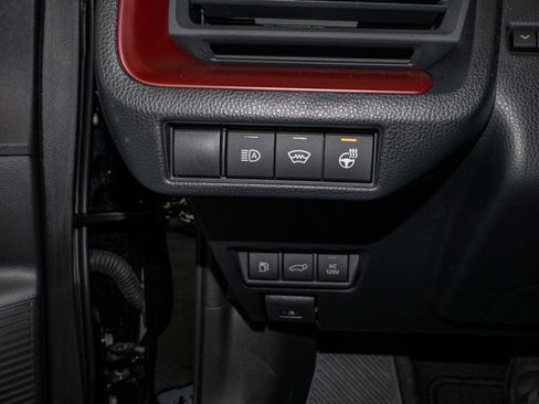 New 2026 Toyota Prius Plug-In Hybrid image 10