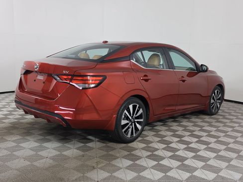 Used 2022 Nissan Sentra SV w/ SV Premium Package FWD image 7