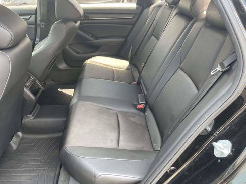 Used 2021 Honda Accord Sport image 11