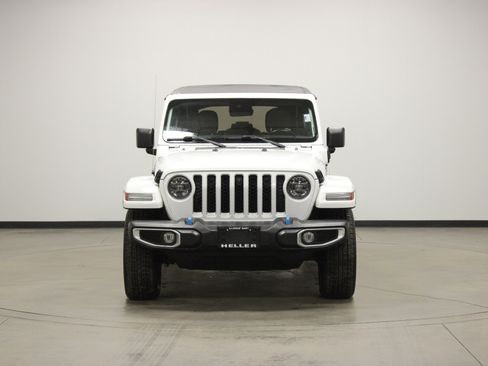 Used 2022 Jeep Wrangler Unlimited Sahara w/ Cold Weather Group image 3