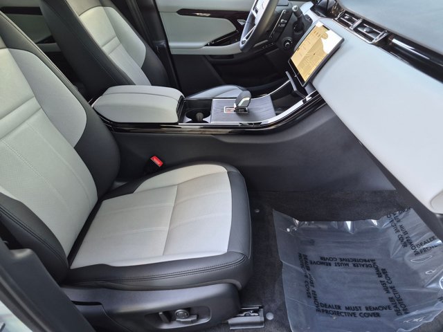 Certified 2026 Land Rover Range Rover Evoque Dynamic SE AWD/4WD image 22