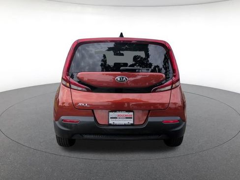 Used 2021 Kia Soul LX FWD image 5
