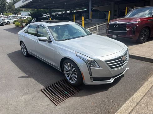Used 2017 Cadillac CT6 Luxury AWD/4WD image 3