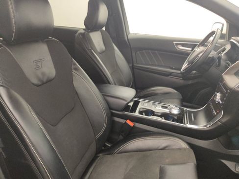 Used 2019 Ford Edge ST w/ Convenience Package AWD/4WD image 21